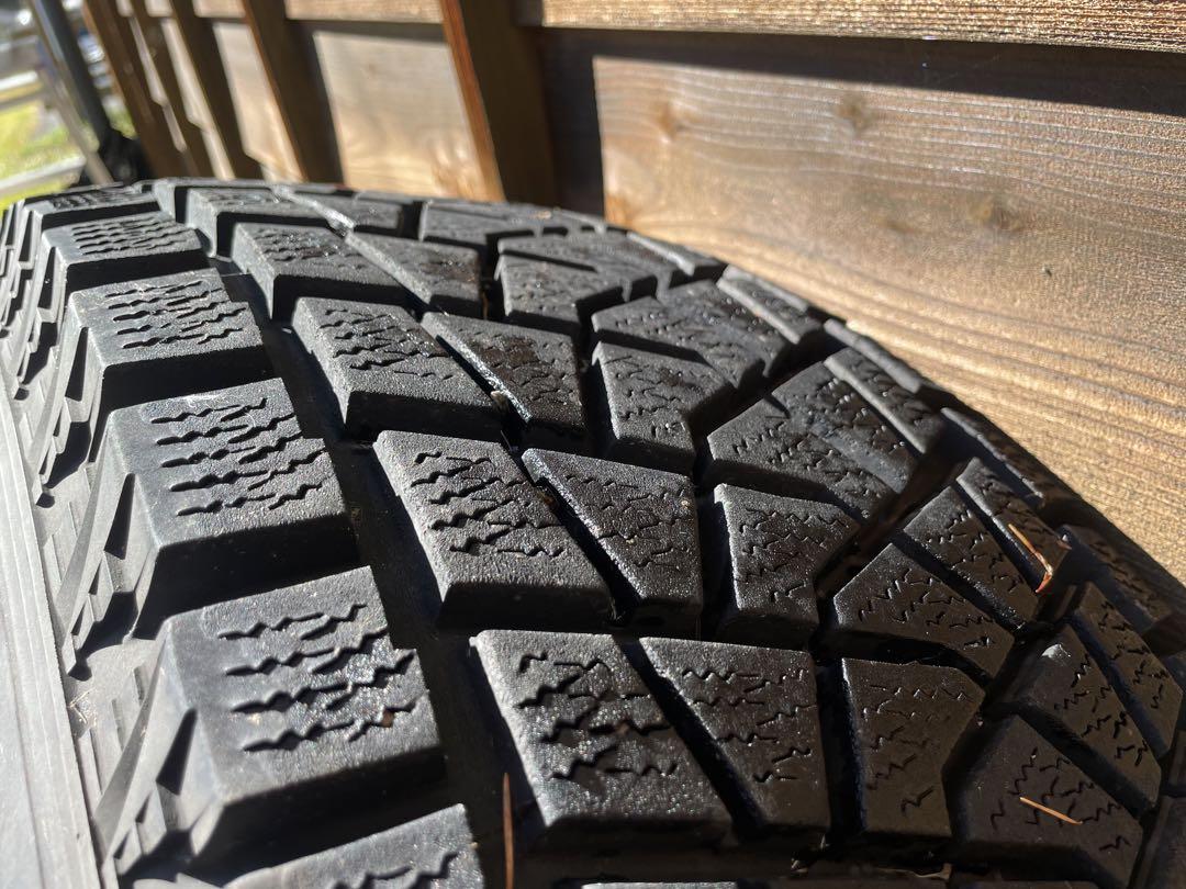 【ブリヂストン】285/75r16 スタッドレス　90系プラド純正ホイール