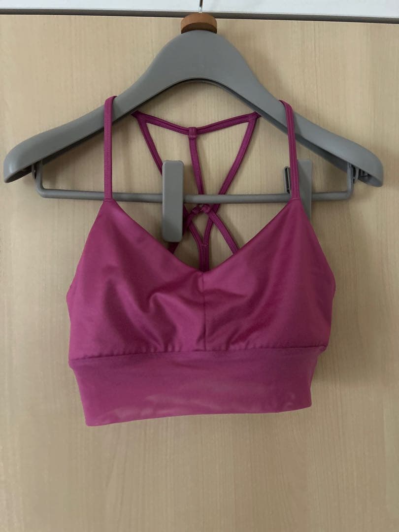 alo ピンク ヨガウェア クロスバック Sサイズ ALO alo ピンク ヨガウェア クロスバック Sサイズ ALO