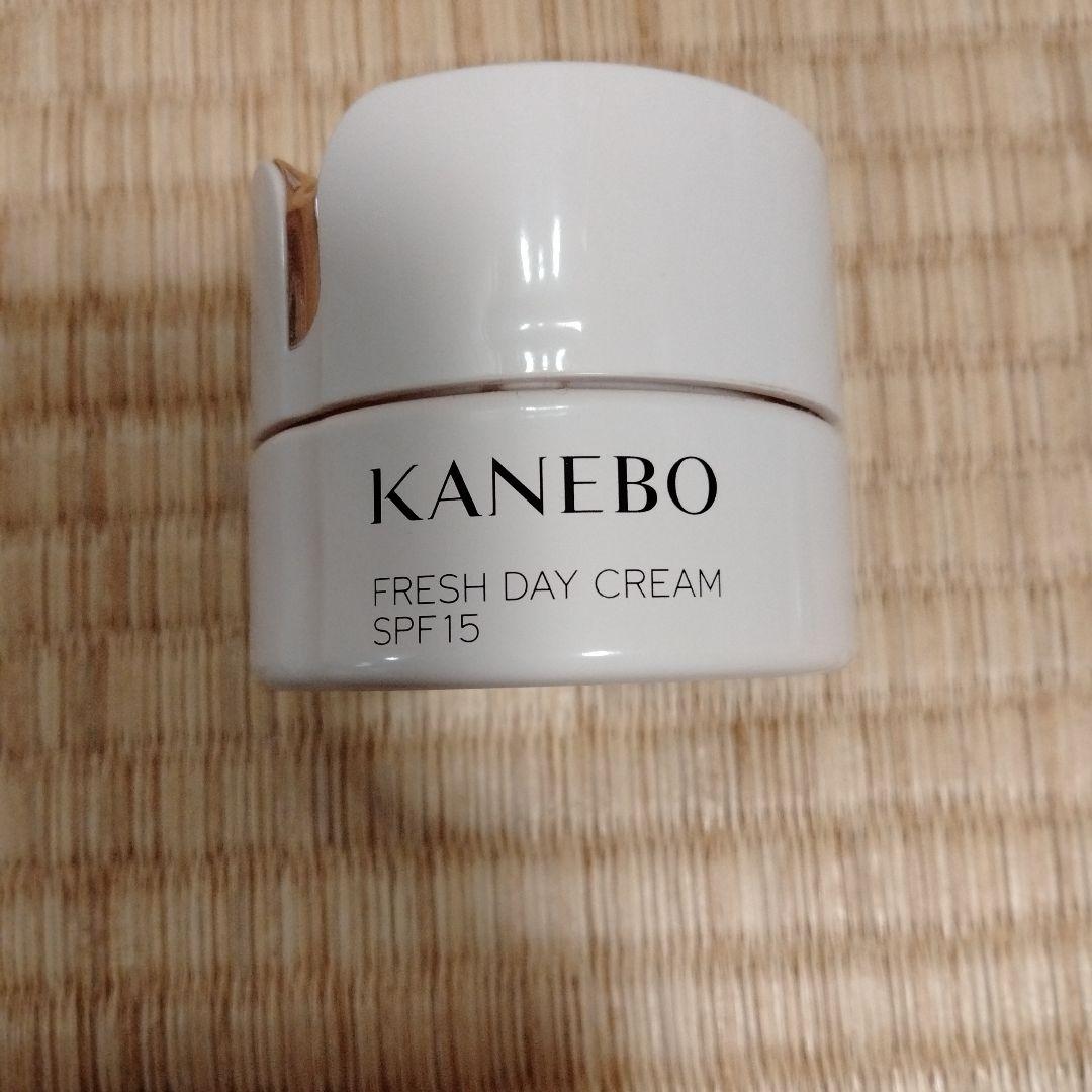 KANEBO フレッシュデイクリーム SPF15 40mL