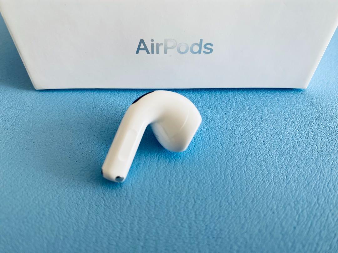 AirPods 第4世代 R片耳 右耳のみ イヤホン A3055