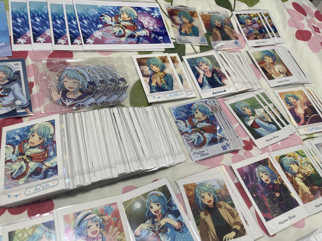 あんスタ 紫乃創 ぱしゃこれ ぱしゃっつ 缶バッジ まとめ売り　300点以上 あんスタ 紫乃創 ぱしゃこれ ぱしゃっつ 缶バッジ まとめ売り