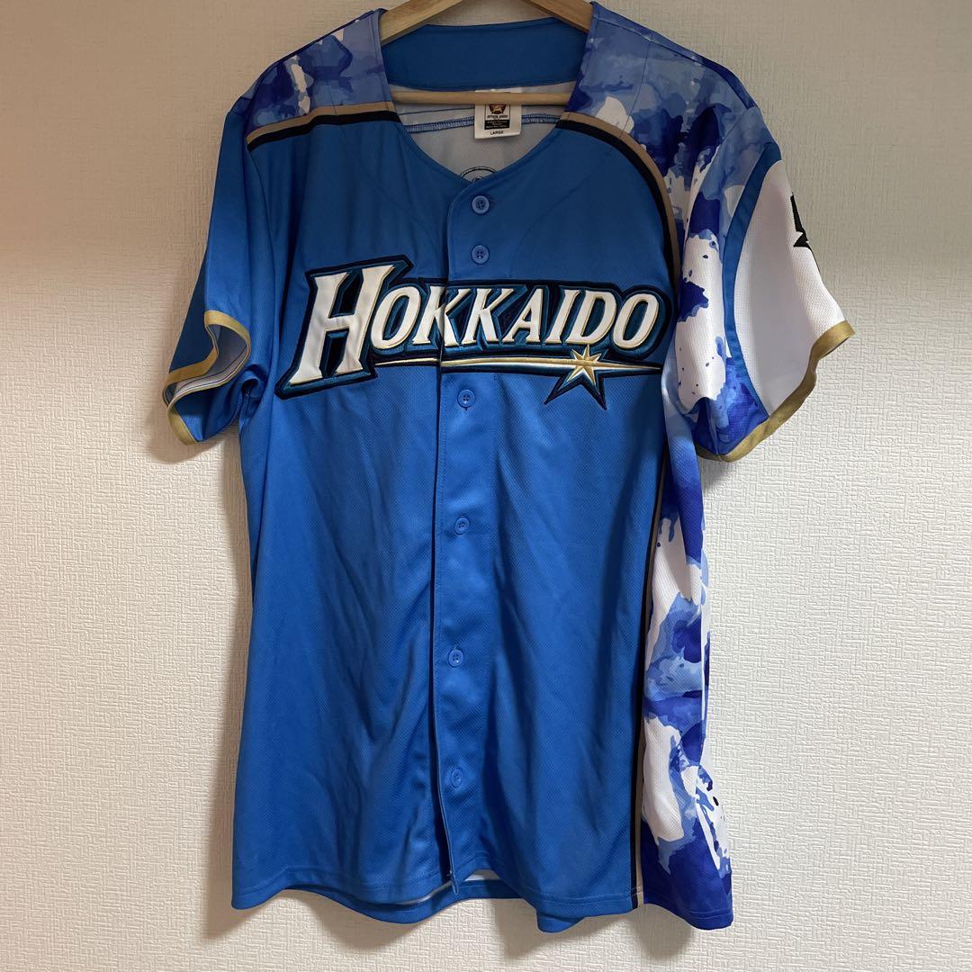 日本ハムファイターズ　ホームユニフォーム　伊藤選手　Ｌサイズ　未使用・美品 日本ハムファイターズ ホームユニフォーム 伊藤投手 Lサイズ 未