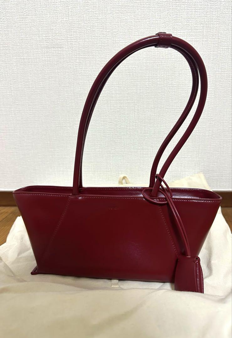 25SS新作LUMEN MONIQUE SHOULDER BAG レッド