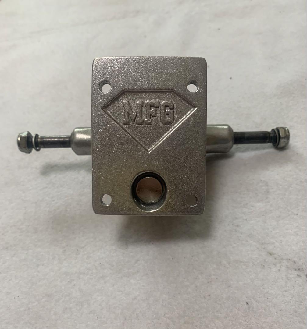 美品 Ace Trucks 00 エーストラック 1セット