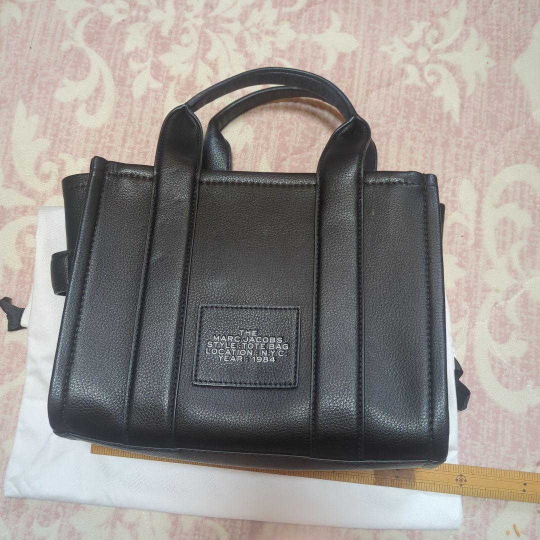 MARC JACOBS THE TOTE BAG ブラック