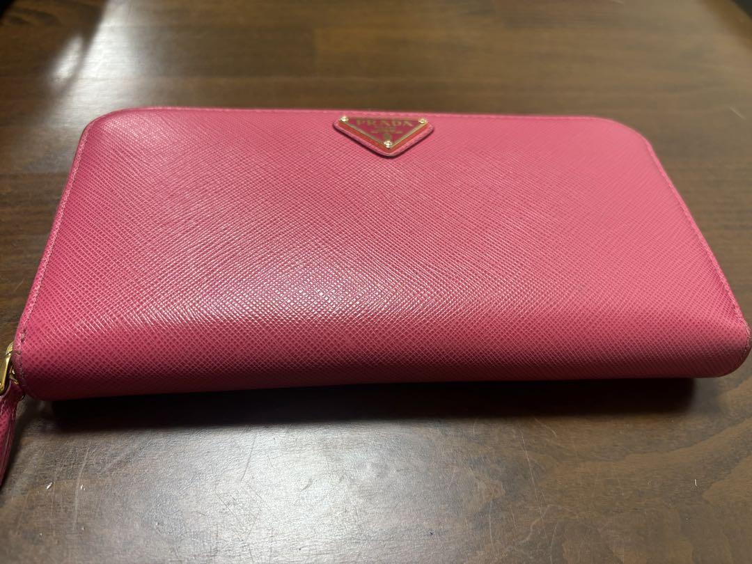 PRADA 長財布