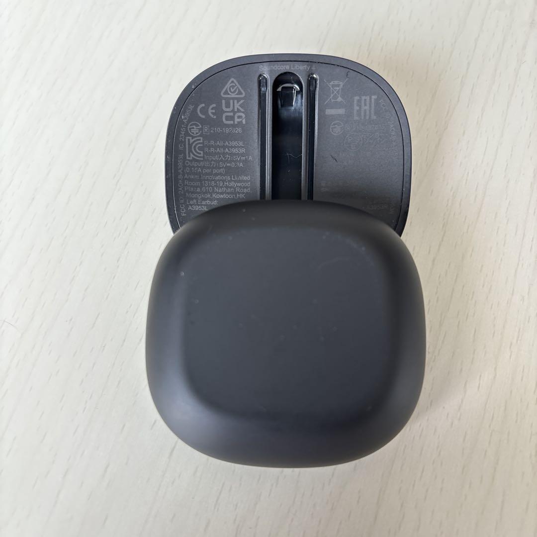 片耳紛失 Anker Soundcore Liberty 4 売買されたオークション情報 落札价格 【au payマーケット】の商品情報をアーカイブ公開