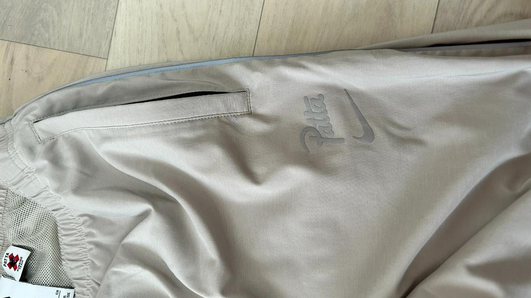 【極美品】上下セット NIKE × patta Sサイズ ナイロン ジャージ