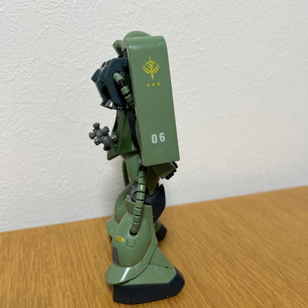 MG 1/100スケール ジオン公国軍 MS-06 ザクⅡ - メルカリ
