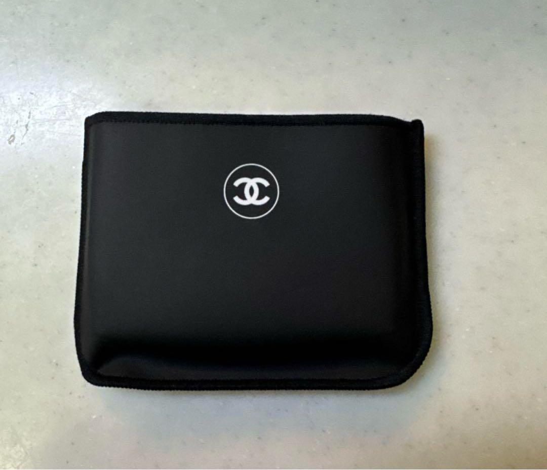 CHANEL ルブランブライトニングコンパクトB10
