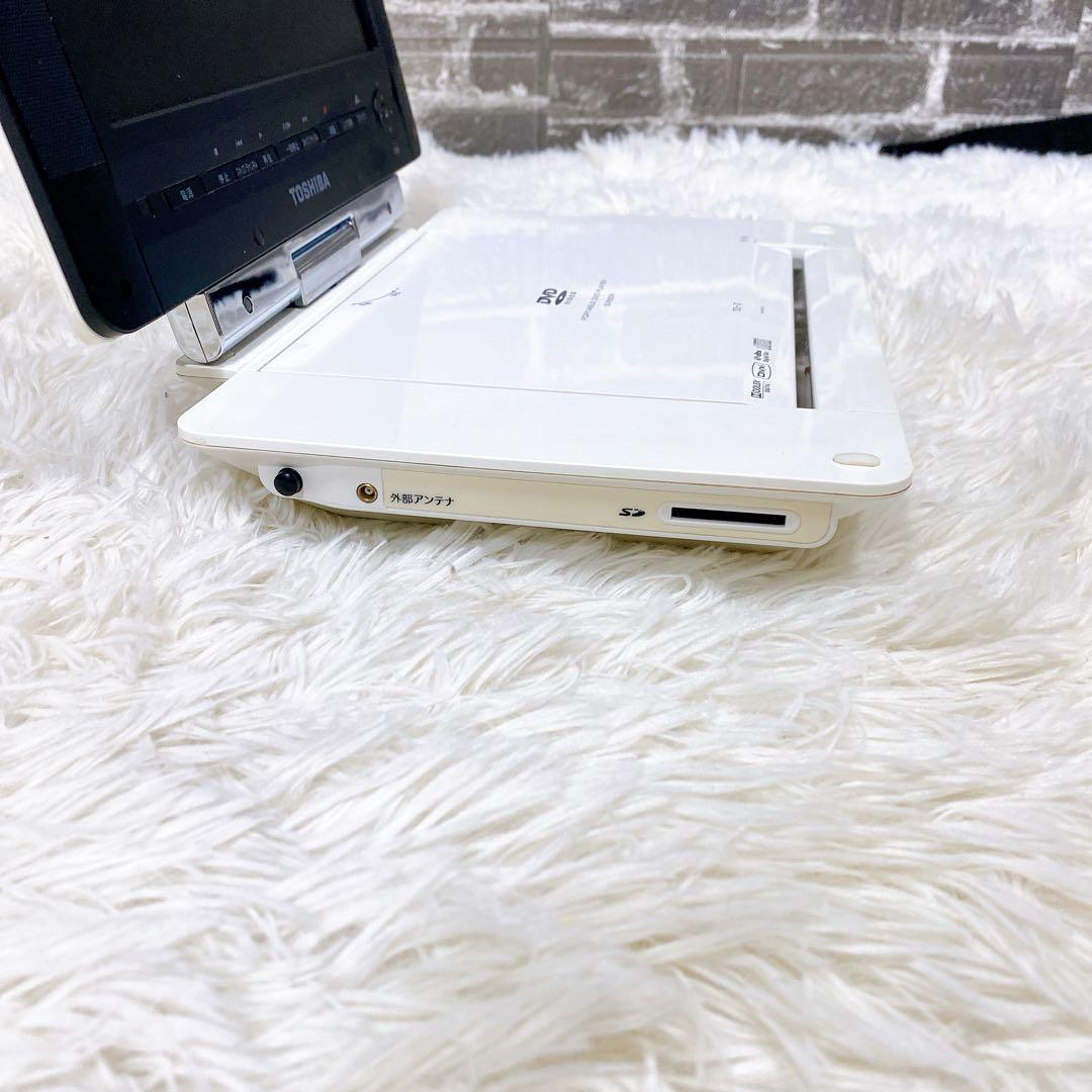 TOSHIBA ポータブルDVD(録画付き)プレーヤーSDーP93DTW