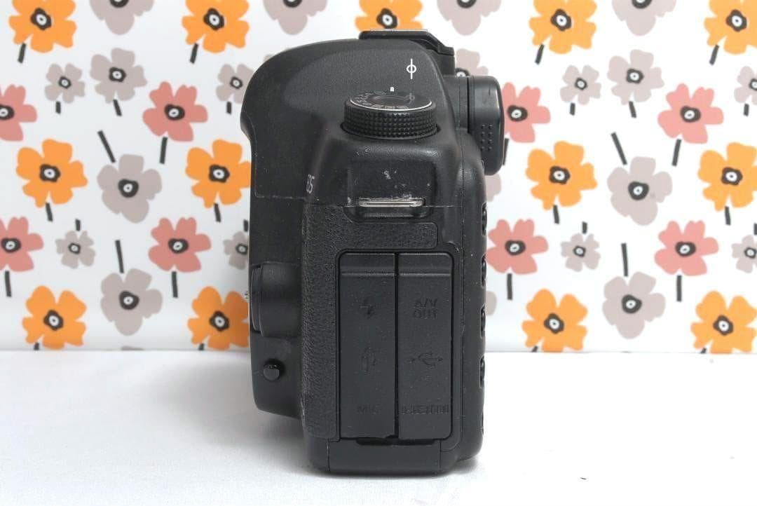 ❤Canon EOS 5D MarkⅡ❤フルサイズ入門キット❤フルサイズ一眼レフ ❤Canon EOS 5D MarkⅡ❤フルサイズ入門キット❤フルサイズ一眼レフ