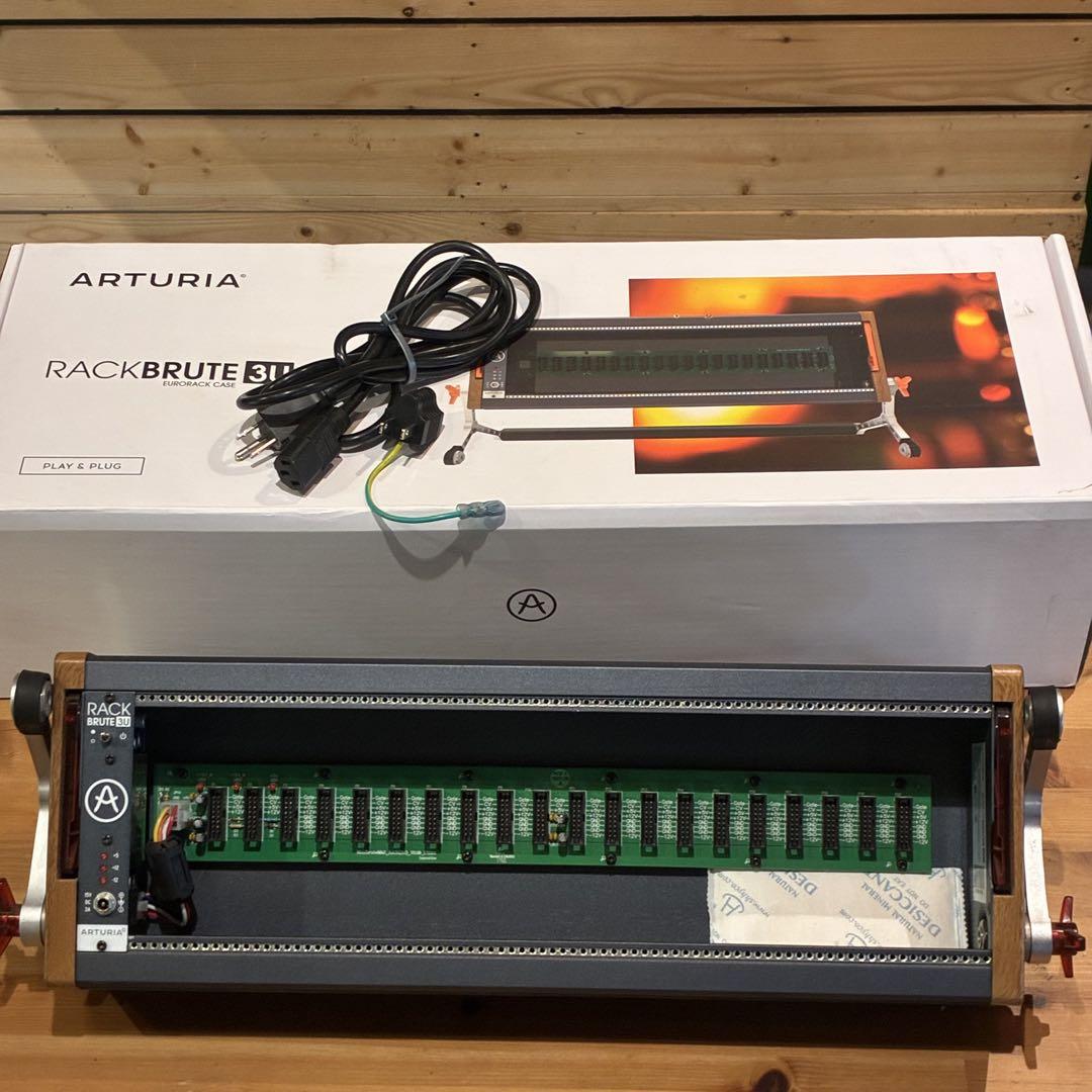 【即決可】ARTURIA RACKBRUTE 3Uユーロラックケース(送料込)