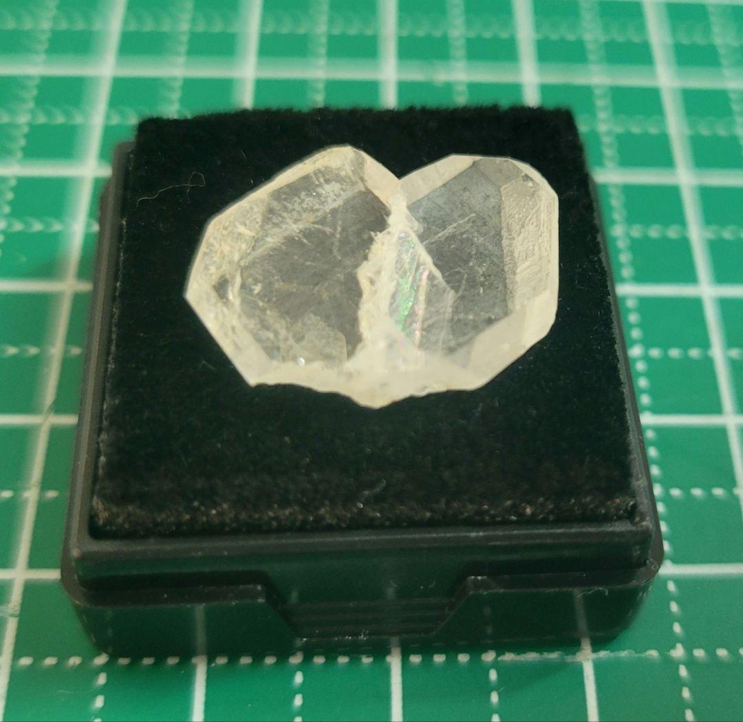 ☆鉱物☆長崎県産☆マニア向け ★日本式双晶★  国産鉱物
