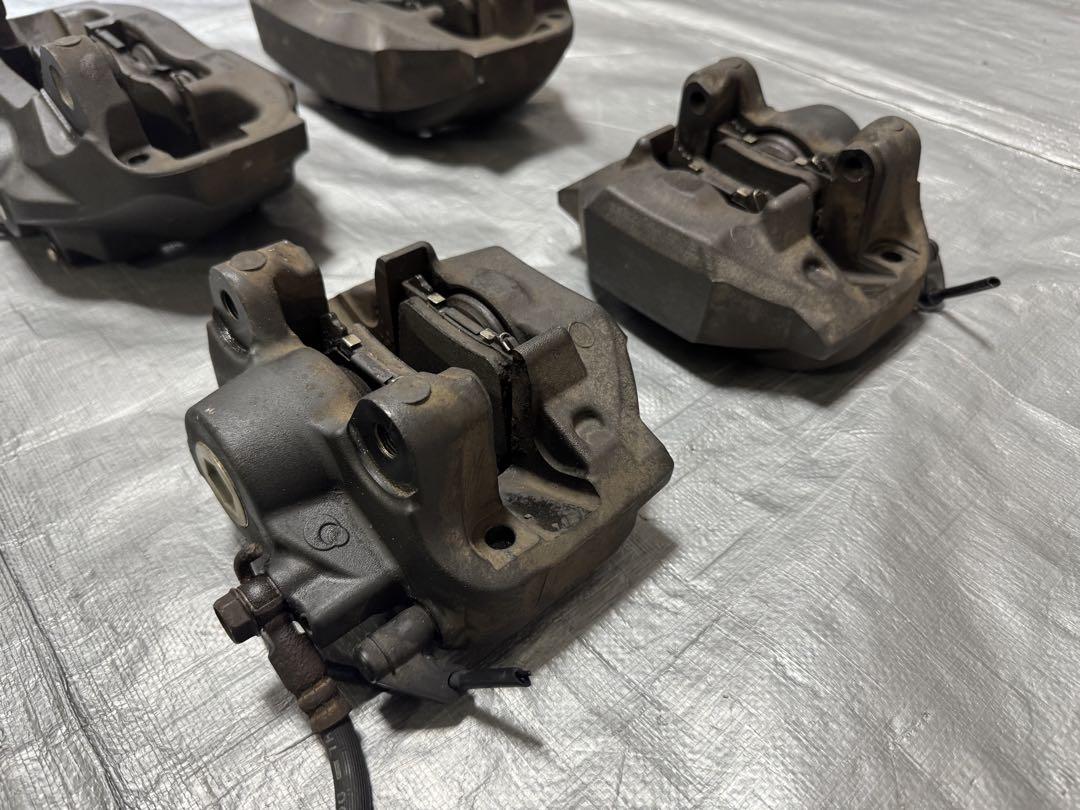 レクサス LS600h LS460 UVF45  ブレーキキャリパー 1台分