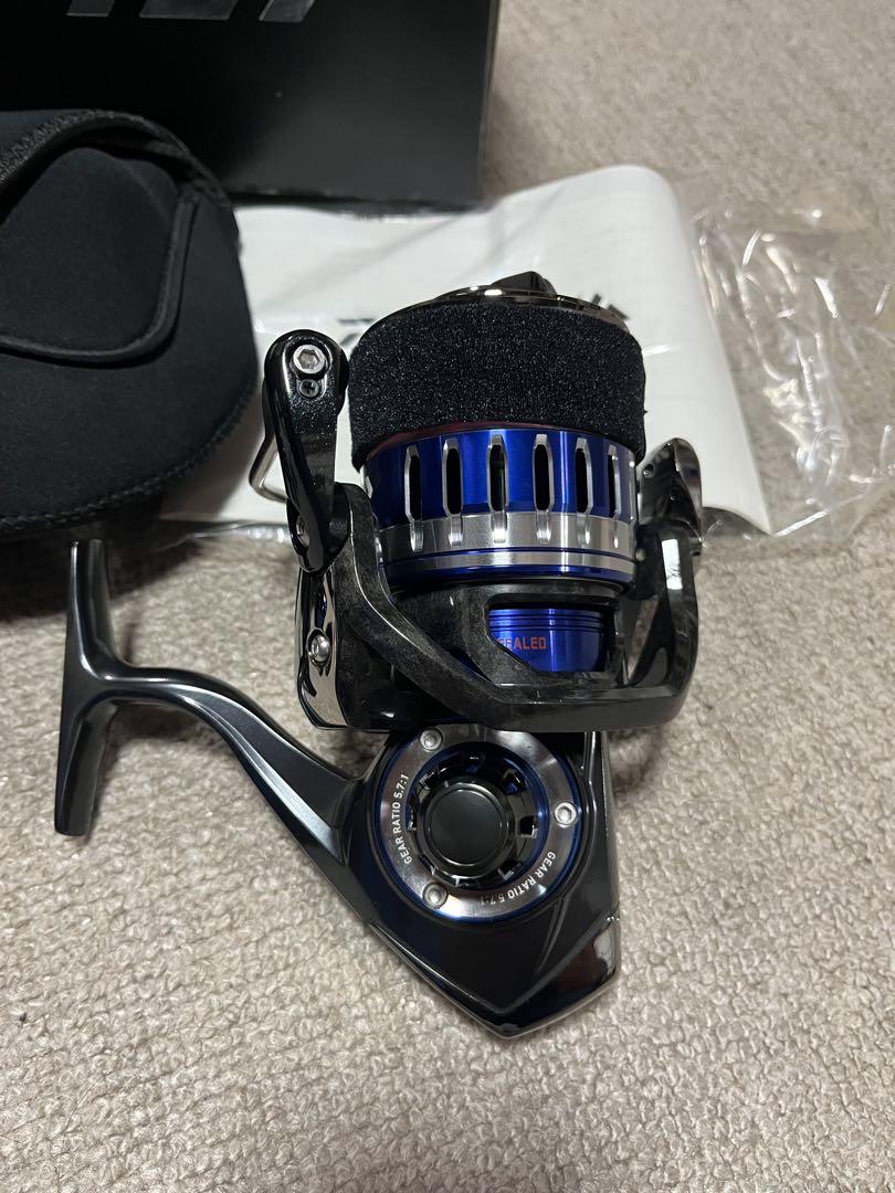 DAIWA ダイワ SALTIGA ソルティガ 4500H スピニングリール