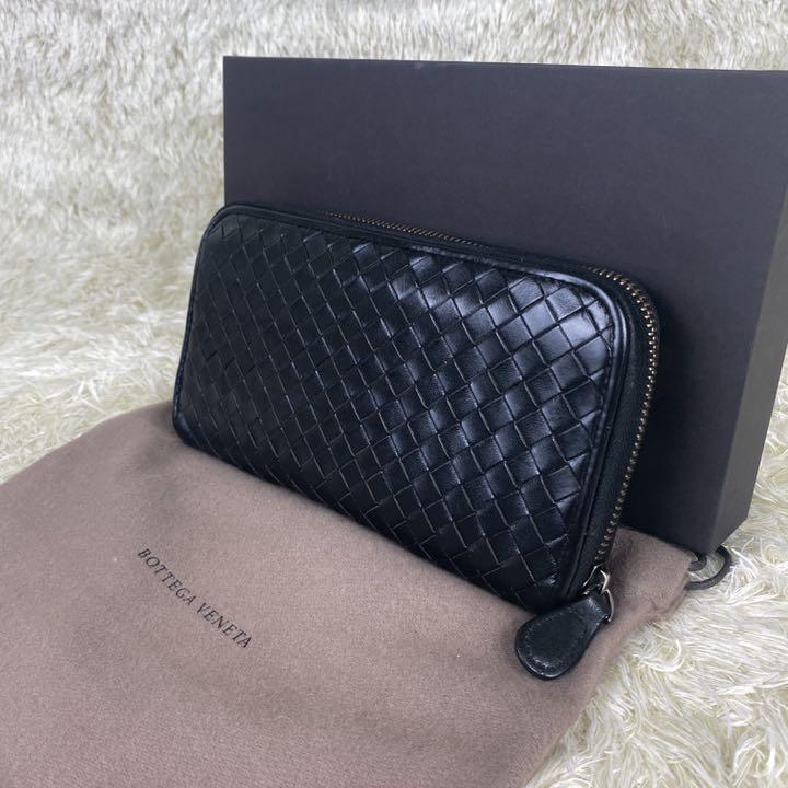 ボッテガ　レザー　長財布　イントレチャート　ラウンドファスナー　黒　オールレザー 高級お歳暮ギフト