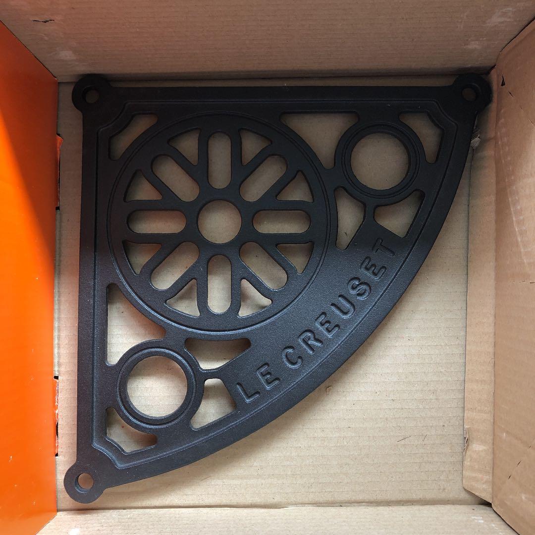 人気限定品 LE CREUSET - ルクルーゼ ポットスタンド 5段 新品 マット