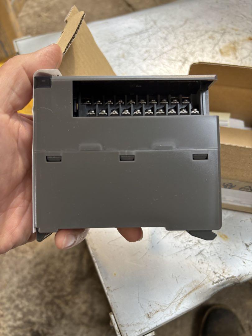 M25。富士電機 デジタル入力モジュール NP1X1606-W。新品同様。未使用 M25。富士電機 デジタル入力モジュール NP1X1606-W。新品同様