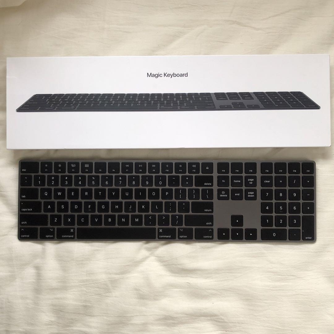 Apple - Apple Magic Keyboard MRMH2LL テンキー付 Apple Magic Keyboard テンキー付き 英語(US) MRMH2LL/A