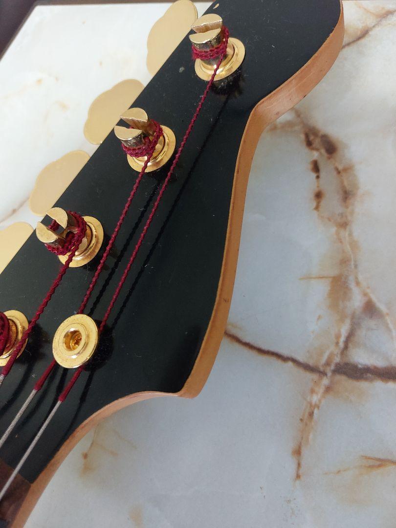 ハンドメイド エレキベース DIMARZIO Lace Sensor搭載