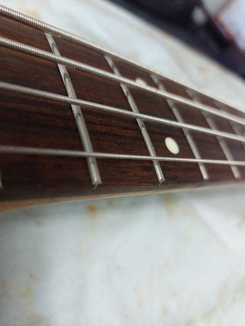 ハンドメイド エレキベース DIMARZIO Lace Sensor搭載