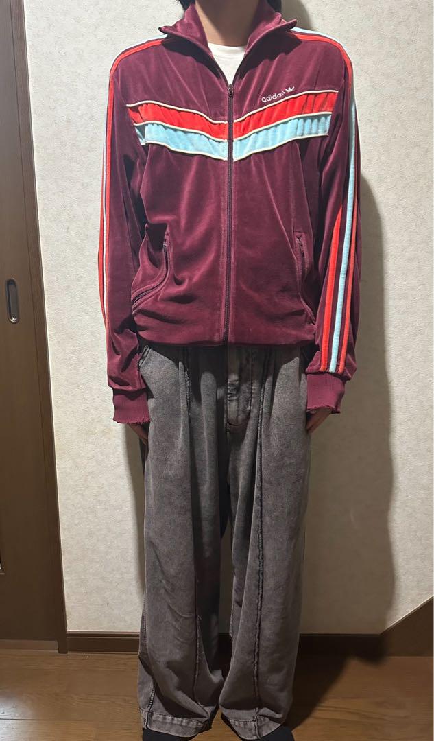 【松村北斗着用】 90s adidas ベロア　刺繍　トラックジャケット
