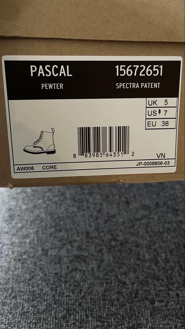 【レア新品】Dr. Martens 8ホールUK5 ガンメタシルバー　タグ箱付き
