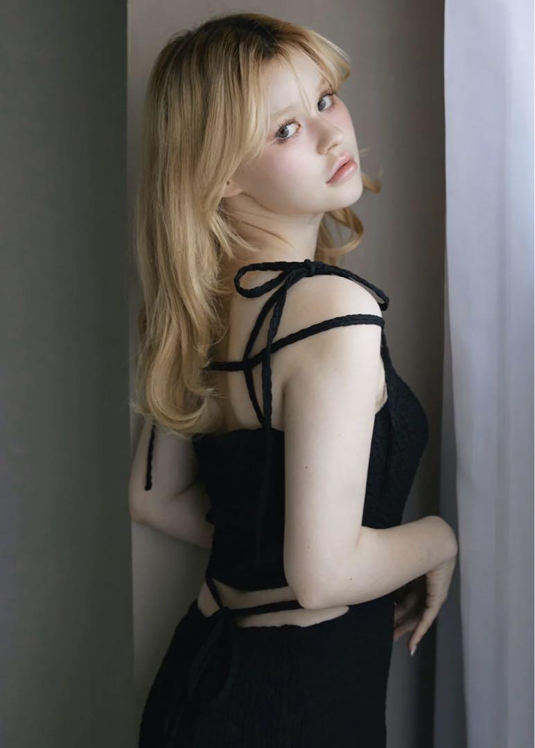 ✟