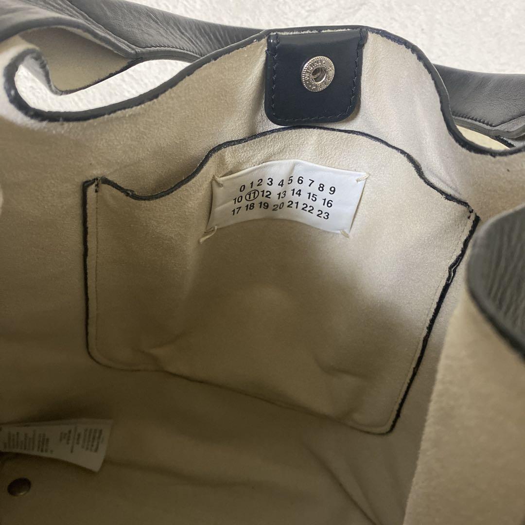 Maison Margiela レザートートバッグ - メルカリ Maison Margiela レザートートバッグ - メルカリ