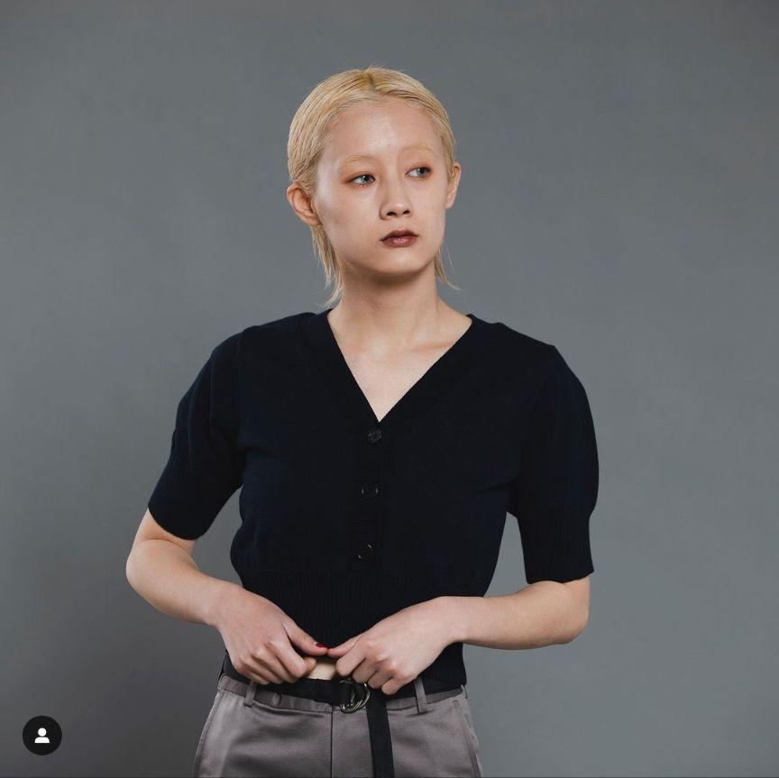 AKIO ショート丈トップス 画像1