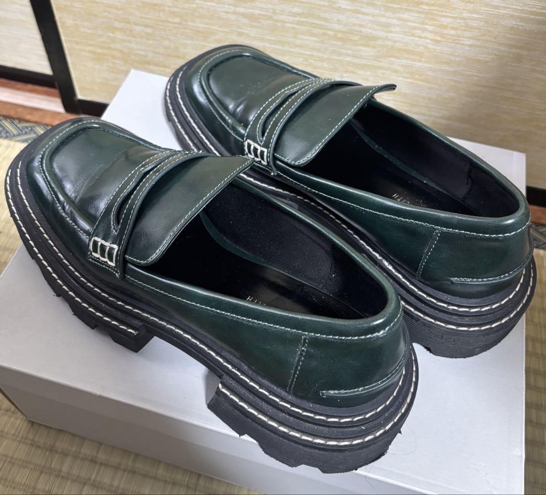 Charles & Keith ダークグリーン ローファー 25cm