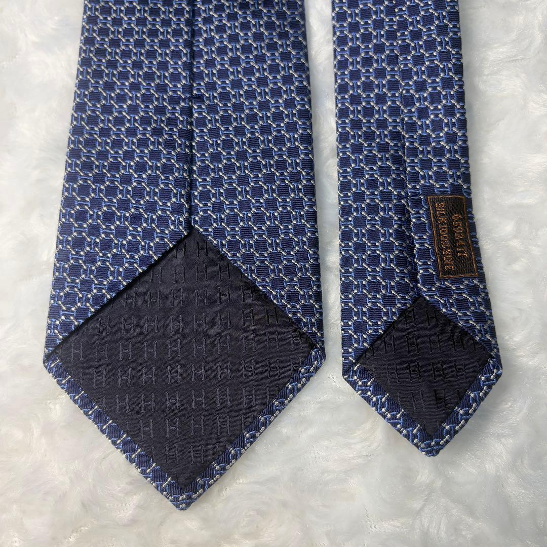 【希少】HERMES ネクタイ 659241T ブルー シェーヌダンクル柄 【希少】HERMES ネクタイ 659241T ブルー シェーヌダンクル柄