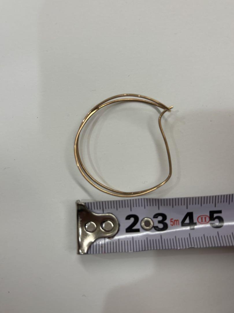 ヒロタカ　Hirotaka フープピアス　両耳　傷あり