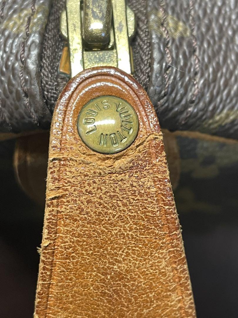 Vuitton モノグラム