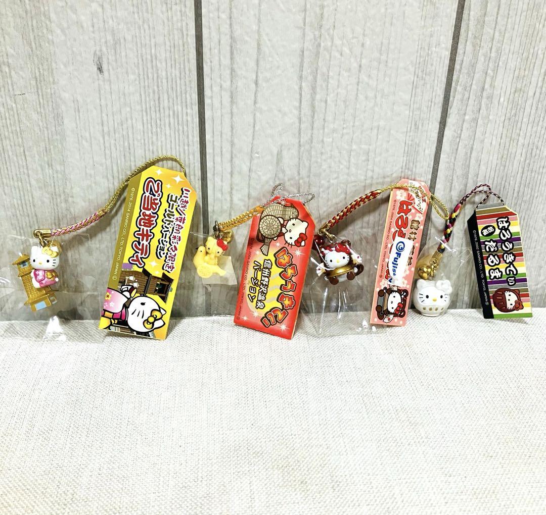 Sanrio ハローキティ　ご当地ストラップ　根付け　おまとめ ハローキティ ご当地 ストラップ 根付け他 31点まとめ売り
