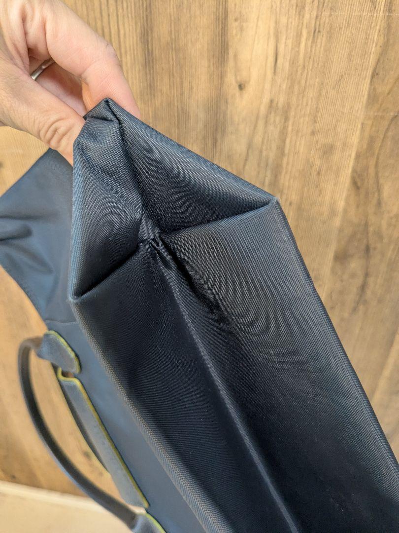 《LONGCHAMP》 ル プリアージュ クラブ Ｓ ガンメタ ショルダーバッグ