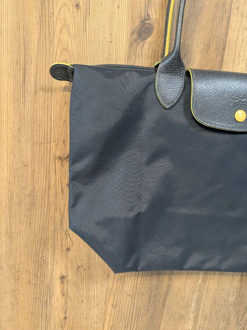 《LONGCHAMP》 ル プリアージュ クラブ Ｓ ガンメタ ショルダーバッグ