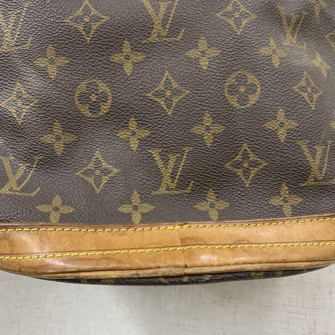LOUIS VUITTON ルイヴィトン　ショルダーバッグ モノグラム