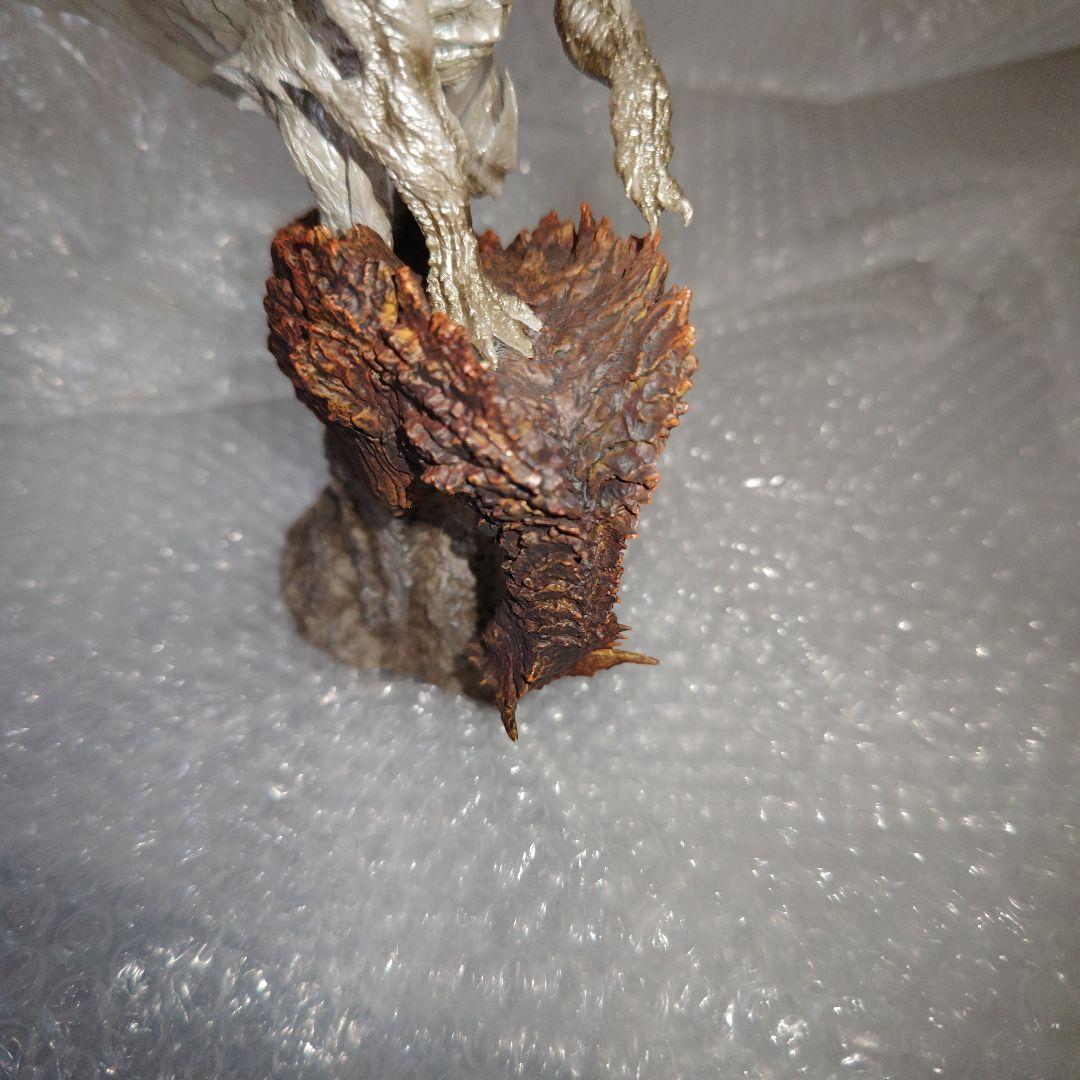 モンスターハンター　クリエイターズモデル　鋼龍　クシャルダオラ　脱皮