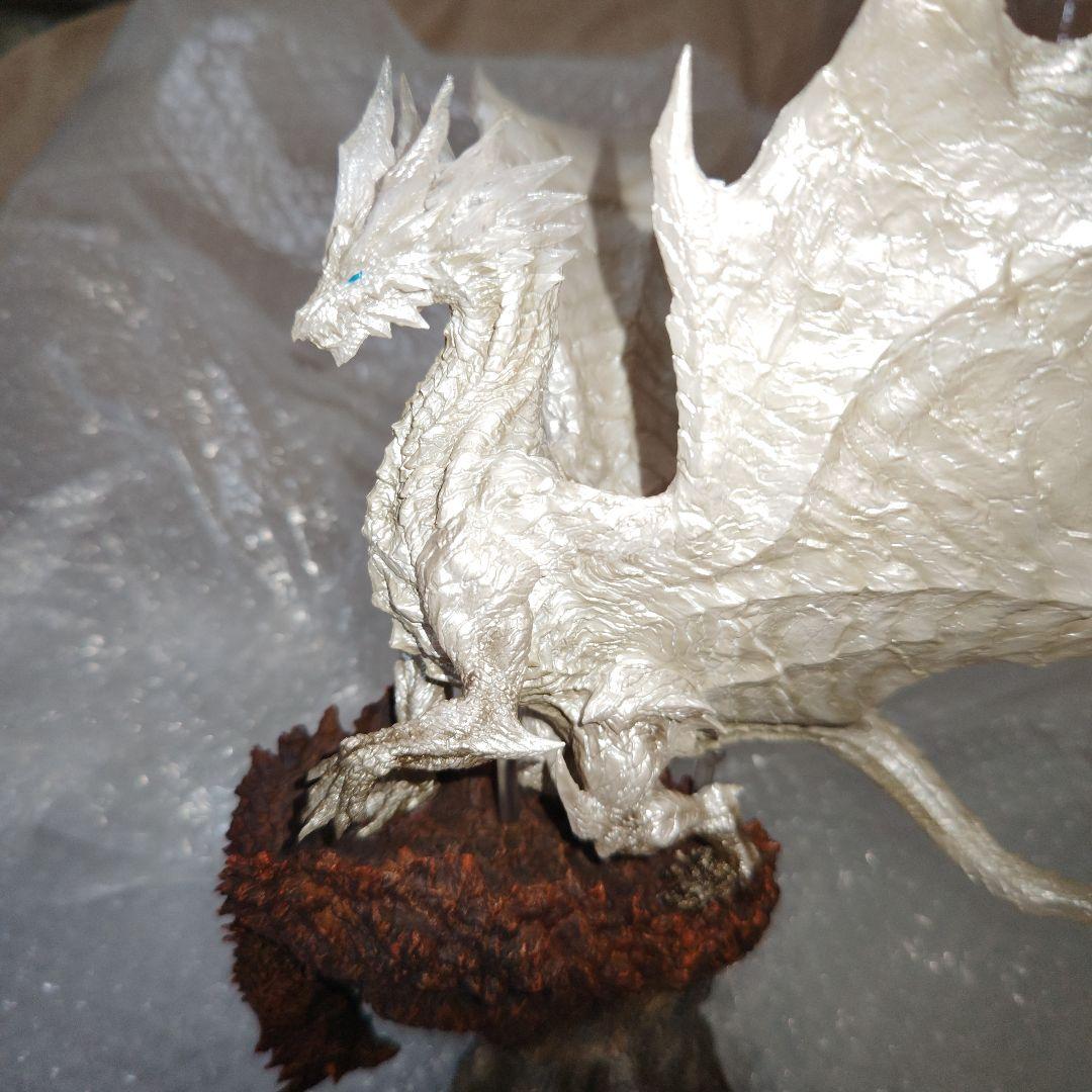 モンスターハンター　クリエイターズモデル　鋼龍　クシャルダオラ　脱皮