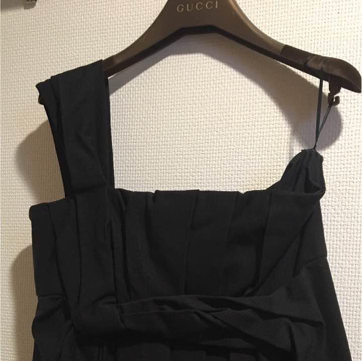 【期間限定・】GUCCI ワンショルダーワンピース