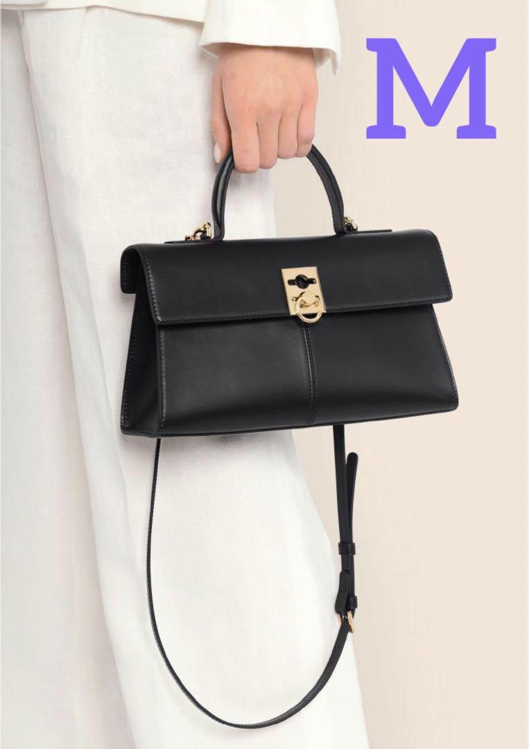 新品.未使用 CAFUNE カフネ ショルダーバッグ ブラック Mサイズ　レザー