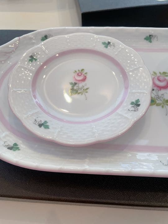 御専用 ヘレンド ウイーンの薔薇ピンク スモールプレートセット