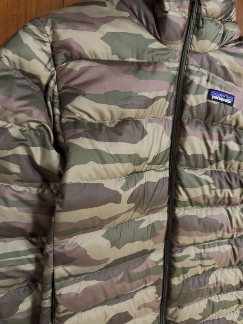 patagonia ハイロフトダウンフーディー