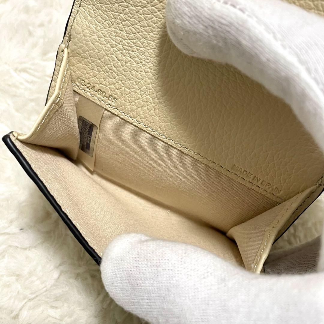 箱付未使用級 Chloé クロエ Alphabet アルファベット 三つ折り財布