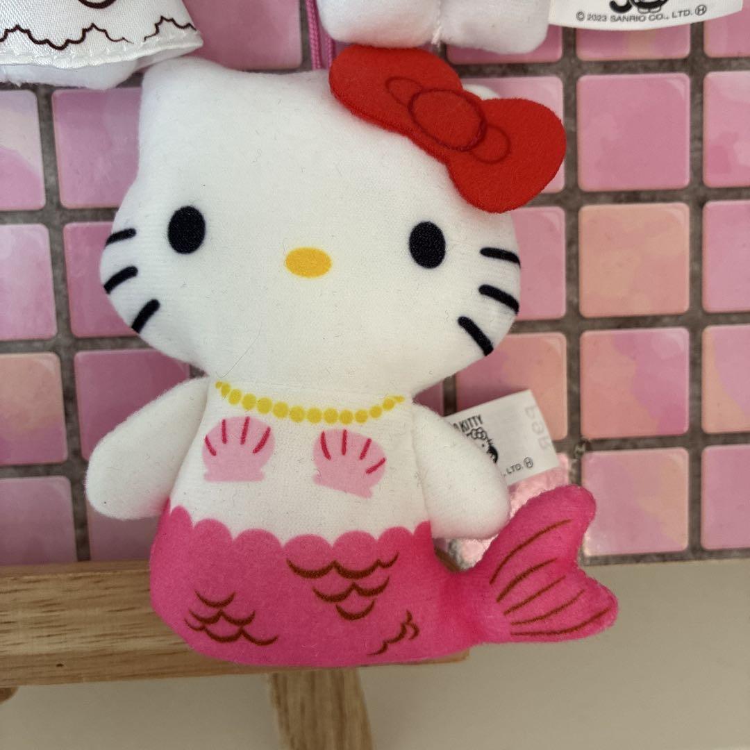 ハローキティ ぬいぐるみ 6点セット❗️ - メルカリ