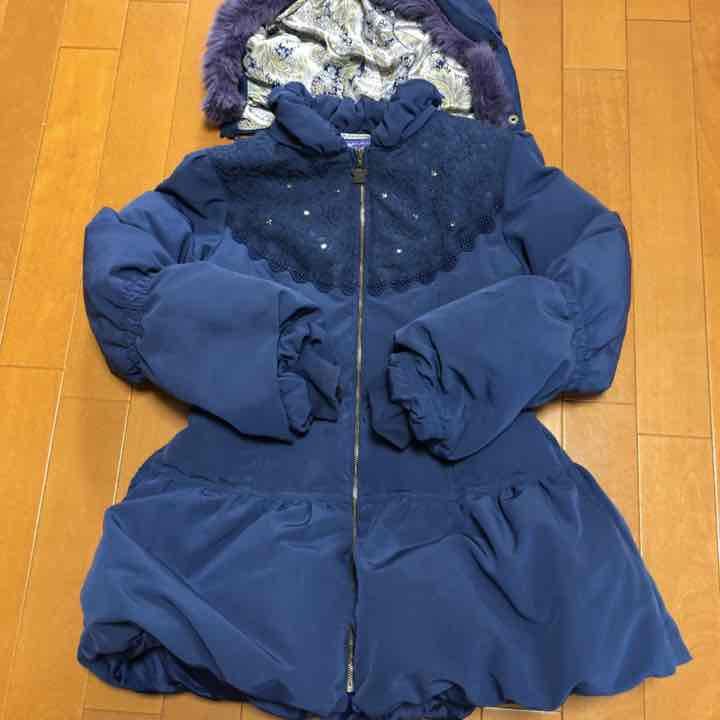 アナスイミニ　ANNA SUI mini フードつきコート　ダウンコート　140