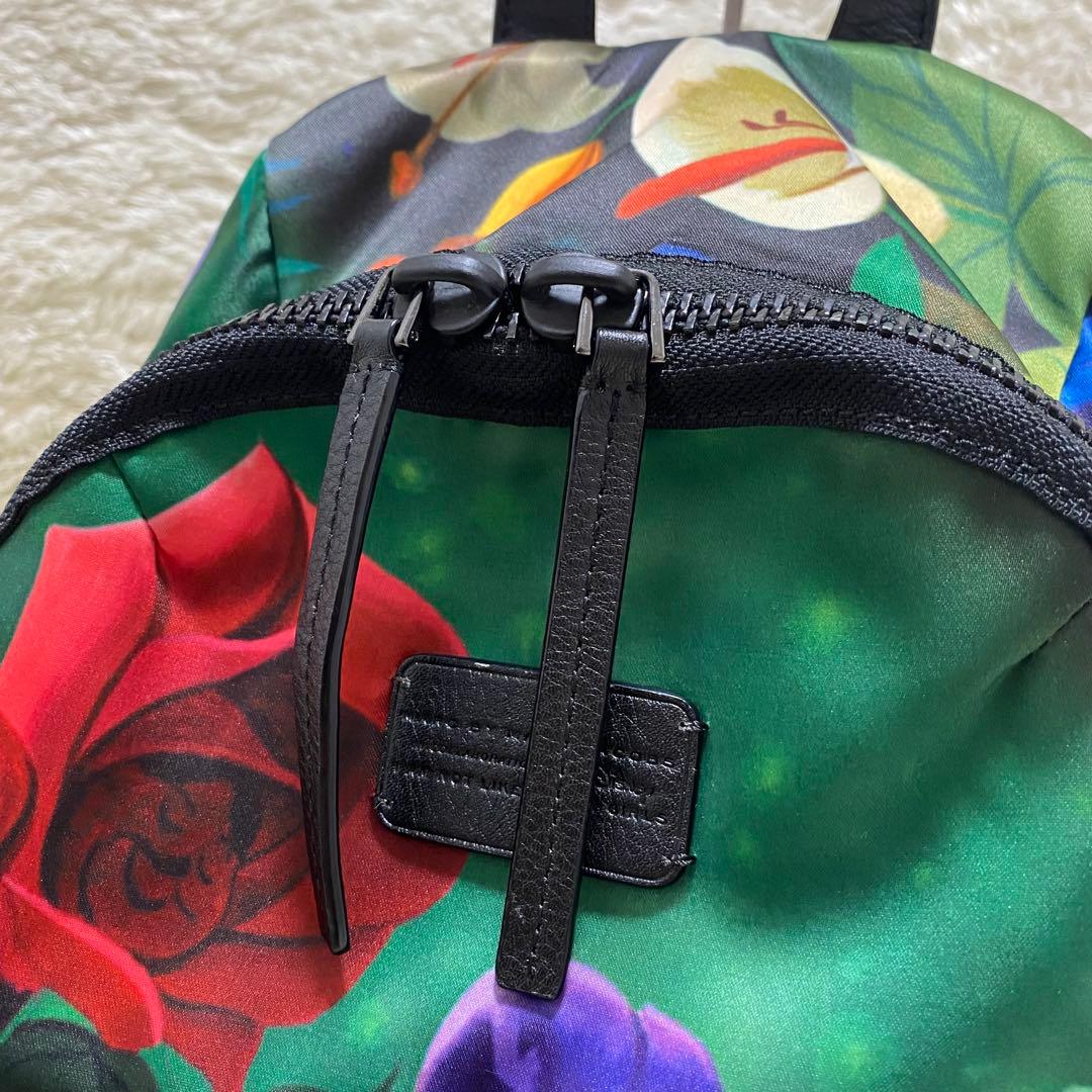 未使用✨限定品 レア マークジェイコブス アリス コラボ リュック ディズニー 未使用✨限定品 レア マークジェイコブス アリス コラボ リュック ディズニー