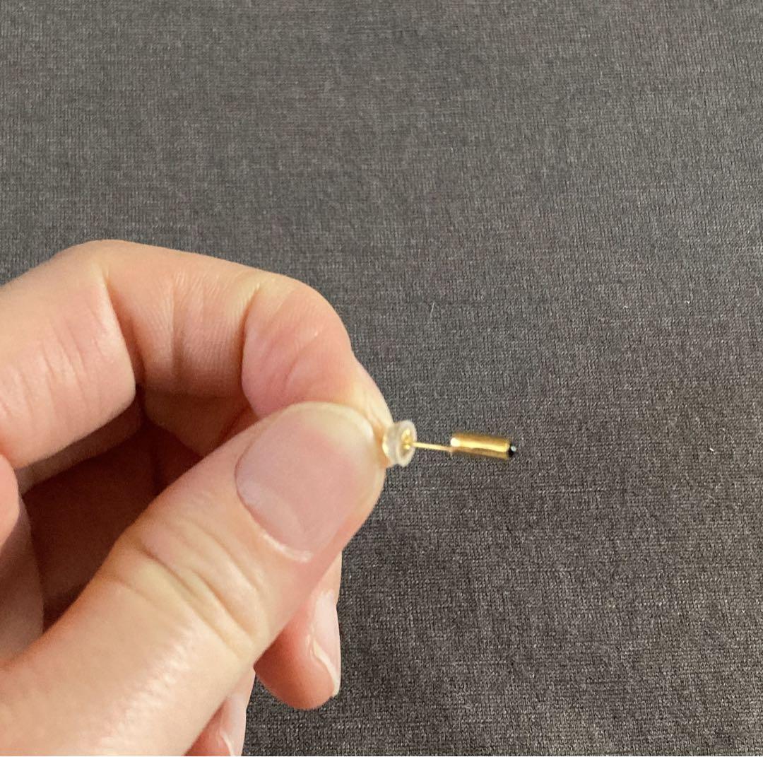 【チュメック】18kオニキスピアス